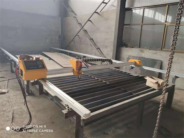 信爾小型數控等離子龍門切割機4